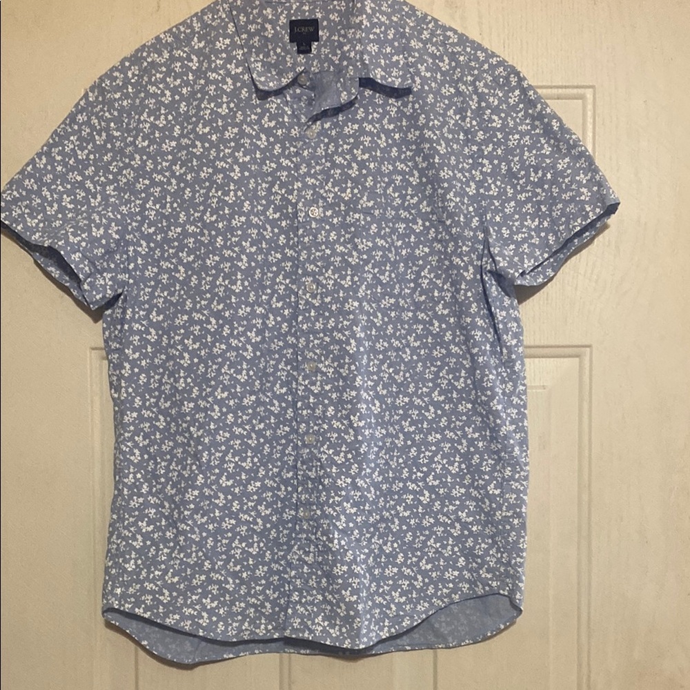 GAP Blue and White Casual Button Down Shirt